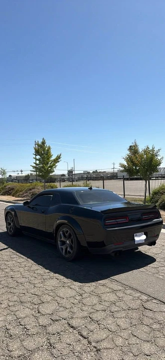 2015 Dodge Challenger 3rd Gen - Image 4 of 12