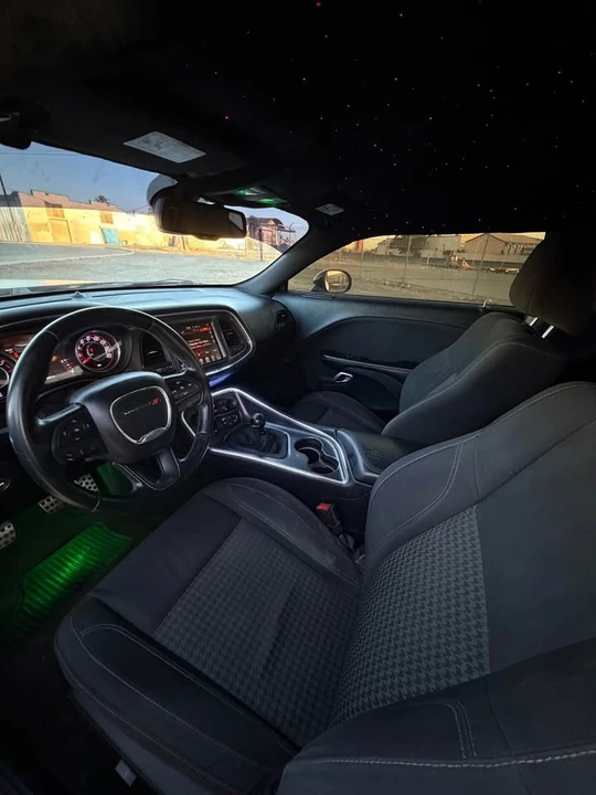 2015 Dodge Challenger 3rd Gen - Image 5 of 12