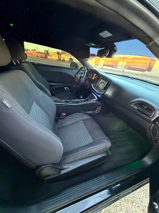 2015 Dodge Challenger 3rd Gen - Image 6 of 12