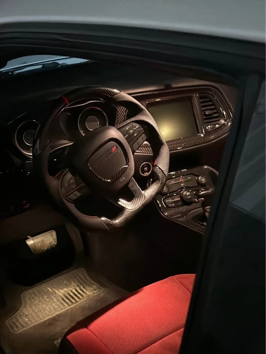 2015 Dodge Challenger 3rd Gen - Image 5 of 6