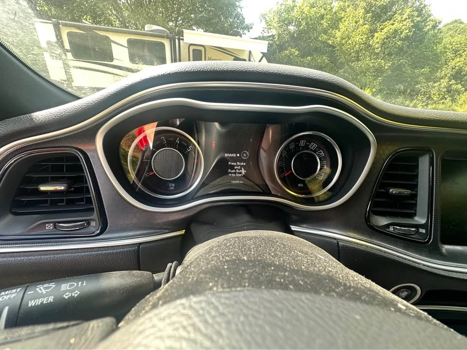 2015 Dodge Challenger 3rd Gen - Image 10 of 12