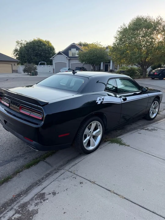 2015 Dodge Challenger 3rd Gen - Image 6 of 12