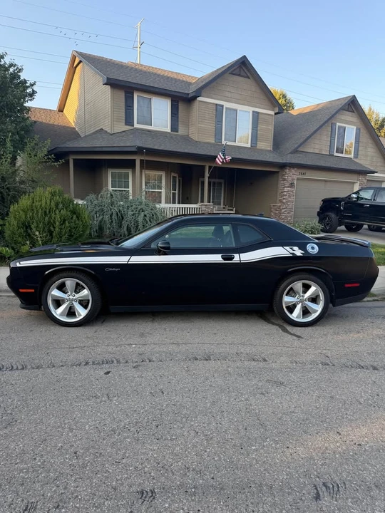 2015 Dodge Challenger 3rd Gen - Image 4 of 12