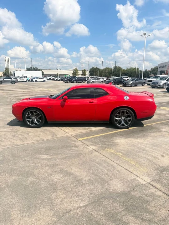 2015 Dodge Challenger 3rd Gen - Image 10 of 14