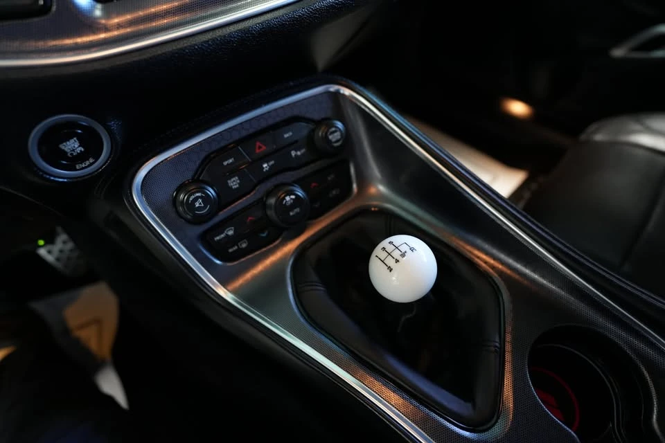 2015 Dodge Challenger 3rd Gen - Image 15 of 20
