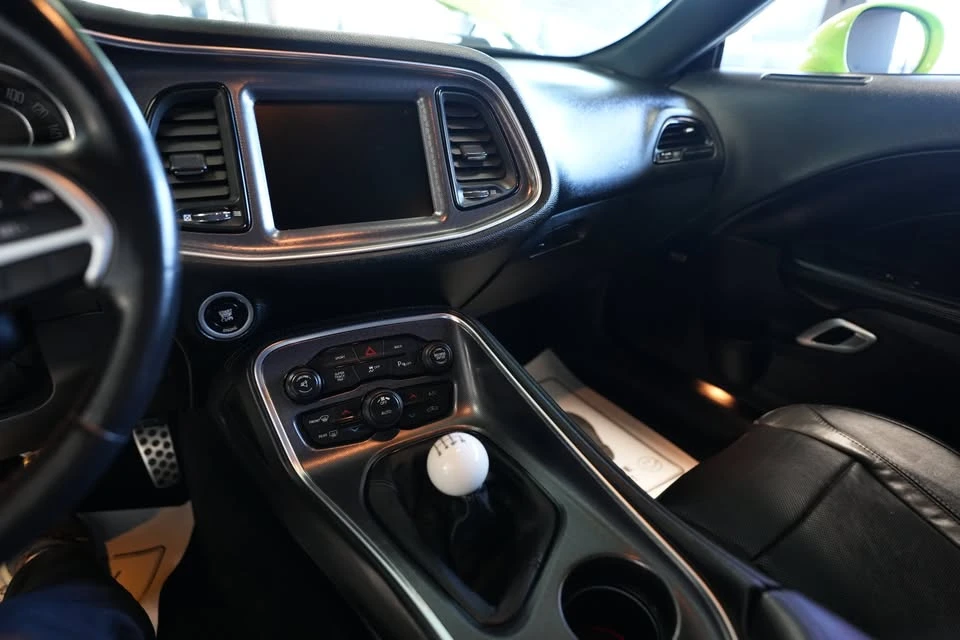 2015 Dodge Challenger 3rd Gen - Image 16 of 20