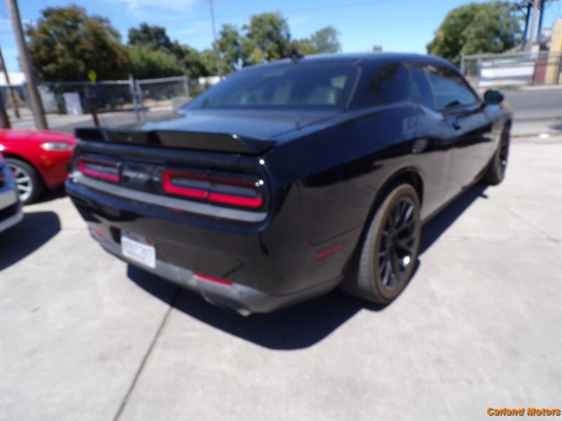 2015 Dodge Challenger 3rd Gen - Image 9 of 20