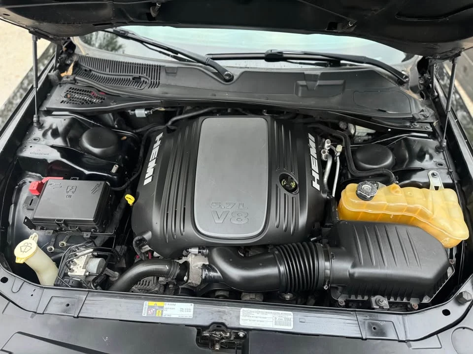 2015 Dodge Challenger 3rd Gen - Image 10 of 10