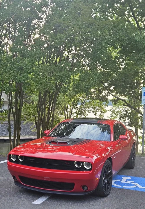 2015 Dodge Challenger 3rd Gen - Image 2 of 12
