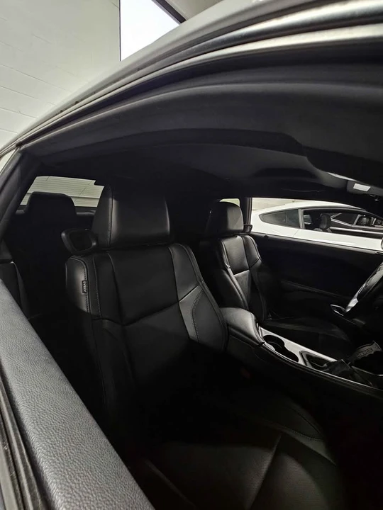 2015 Dodge Challenger 3rd Gen - Image 5 of 8