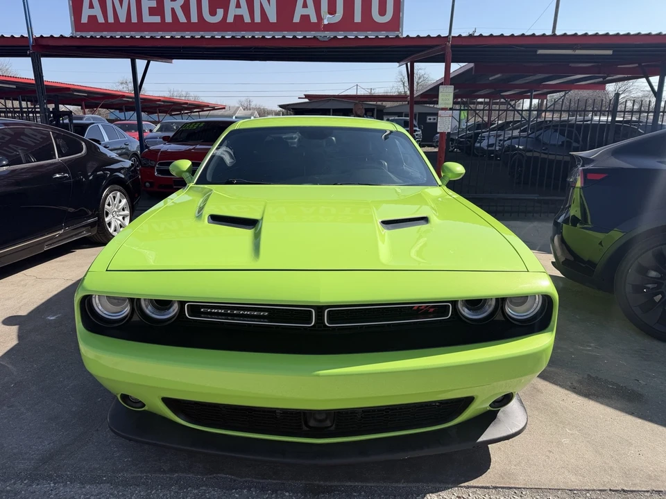 2015 Dodge Challenger SRT8 & 392 3rd Gen - Image 10 of 31