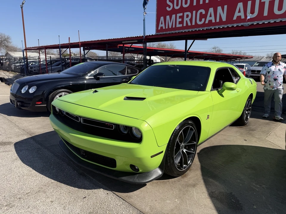 2015 Dodge Challenger SRT8 & 392 3rd Gen - Image 13 of 31