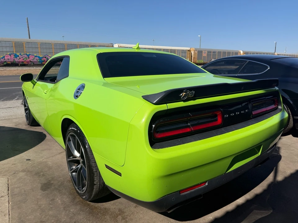2015 Dodge Challenger SRT8 & 392 3rd Gen - Image 20 of 31