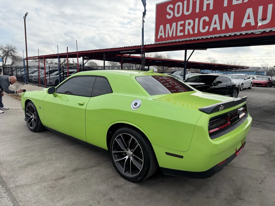 2015 Dodge Challenger SRT8 & 392 3rd Gen - Image 29 of 31