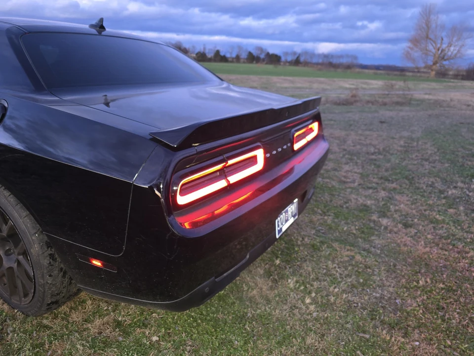 2015 Dodge Challenger SRT8 & 392 3rd Gen - Image 19 of 21