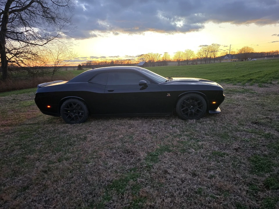 2015 Dodge Challenger SRT8 & 392 3rd Gen - Image 4 of 21