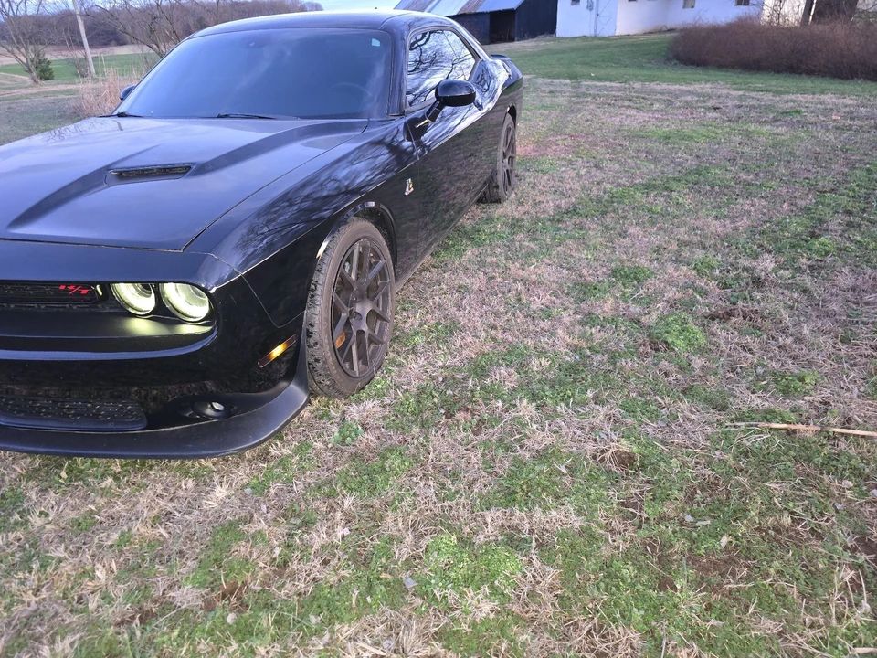2015 Dodge Challenger SRT8 & 392 3rd Gen - Image 13 of 21