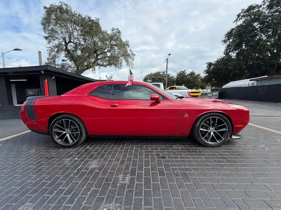 2015 Dodge Challenger SRT8 & 392 3rd Gen - Image 4 of 14