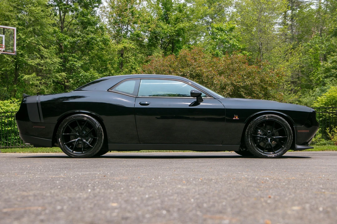 2015 Dodge Challenger SRT8 & 392 3rd Gen - Image 8 of 31