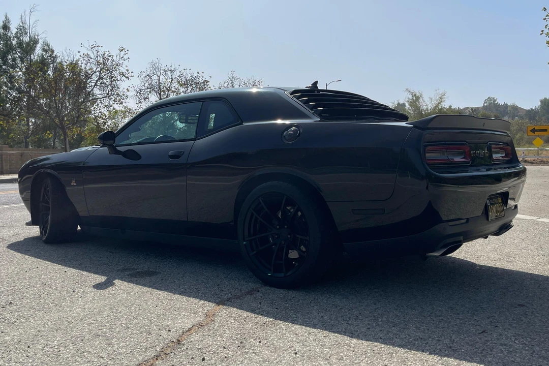 2015 Dodge Challenger SRT8 & 392 3rd Gen - Image 4 of 31