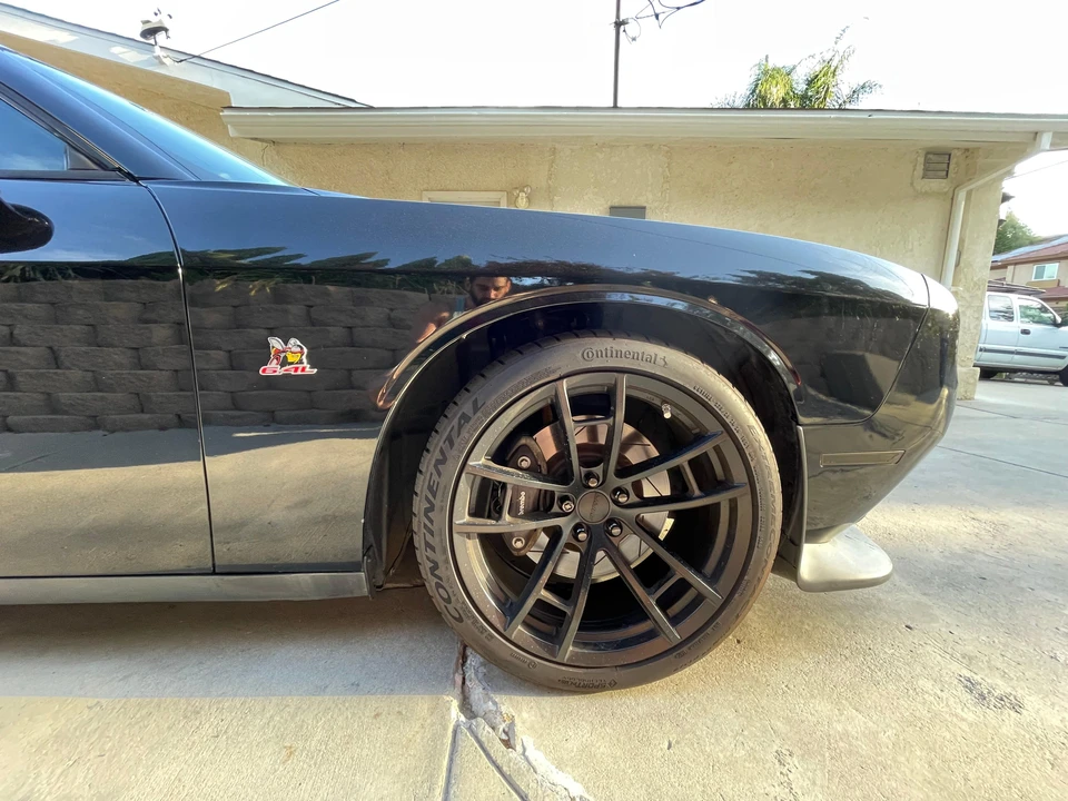 2015 Dodge Challenger SRT8 & 392 3rd Gen - Image 21 of 31
