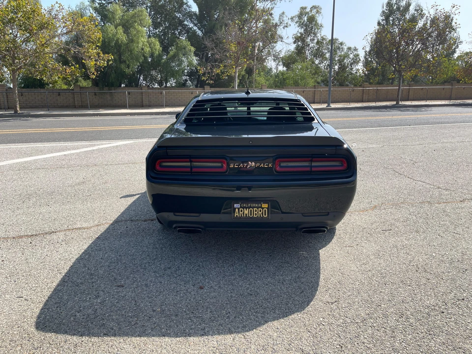 2015 Dodge Challenger SRT8 & 392 3rd Gen - Image 9 of 31