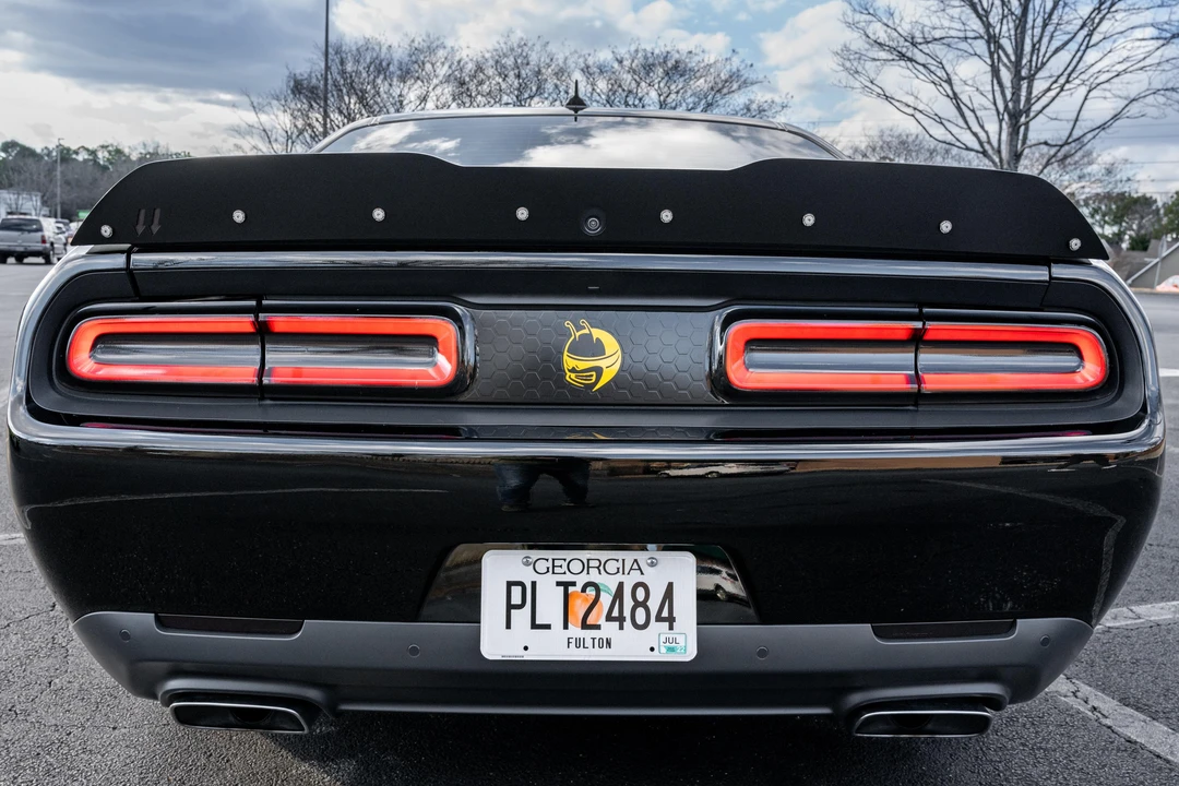 2015 Dodge Challenger SRT8 & 392 3rd Gen - Image 9 of 31