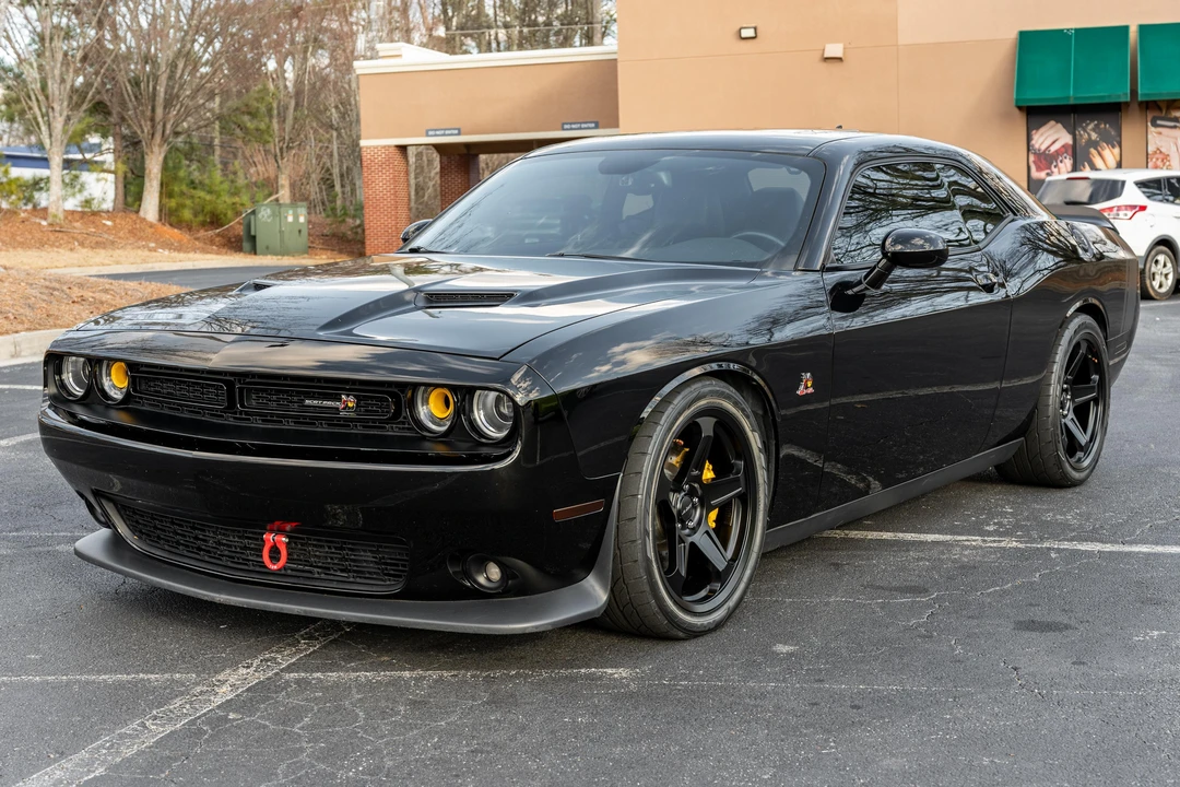 2015 Dodge Challenger SRT8 & 392 3rd Gen - Image 7 of 31