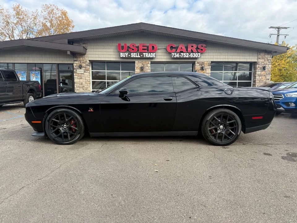 2015 Dodge Challenger SRT8 & 392 3rd Gen - Image 4 of 13