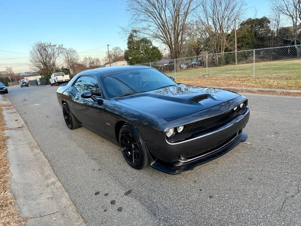 2015 Dodge Challenger SRT8 & 392 3rd Gen - Image 4 of 17
