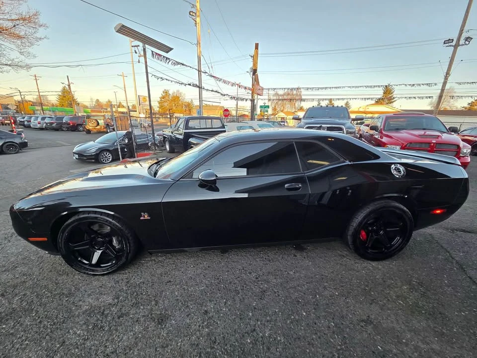 2015 Dodge Challenger SRT8 & 392 3rd Gen - Image 3 of 15