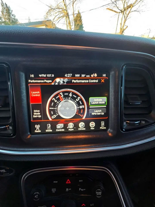 2015 Dodge Challenger SRT8 & 392 3rd Gen - Image 13 of 15