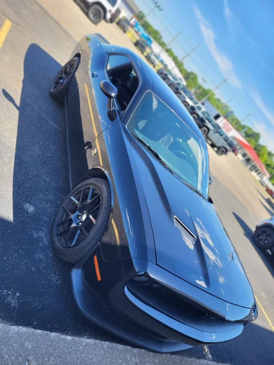 2015 Dodge Challenger - Image 2 of 9