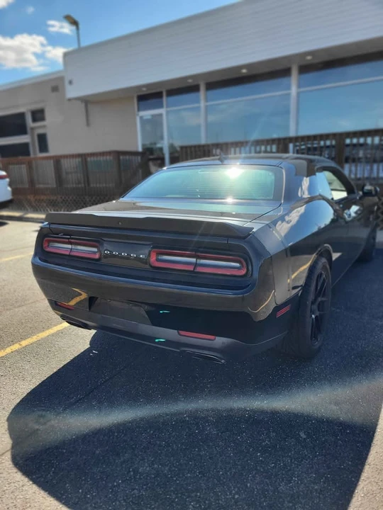 2015 Dodge Challenger - Image 4 of 9