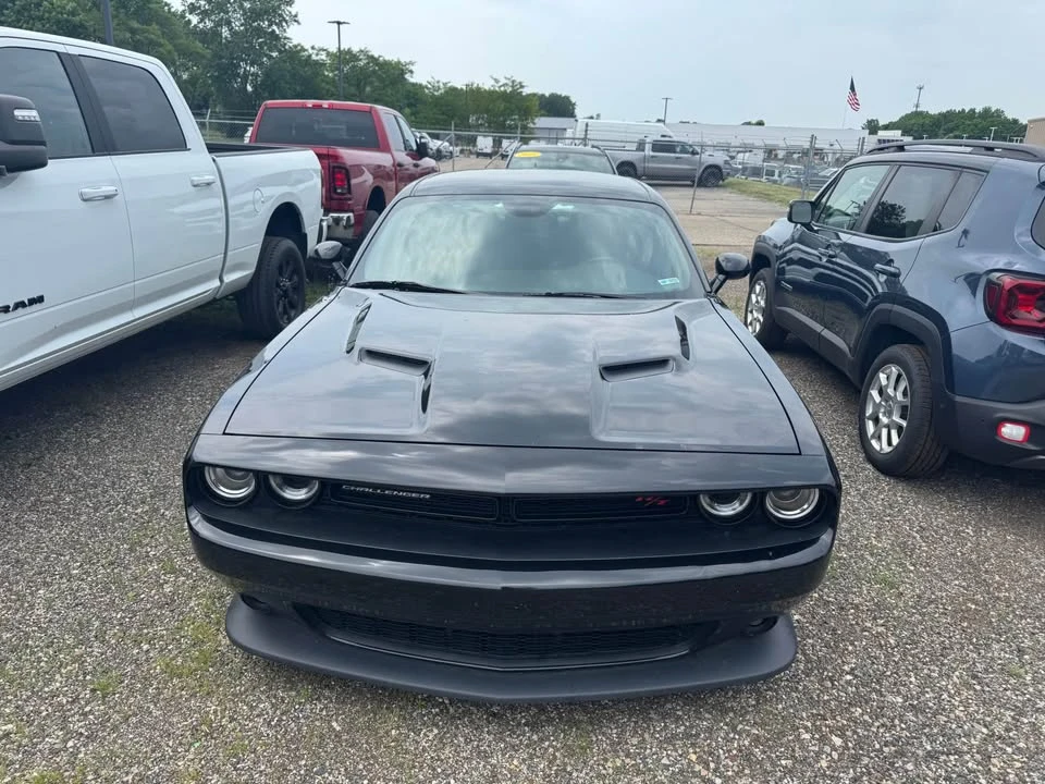 2015 Dodge Challenger SRT8 & 392 3rd Gen - Image 3 of 10