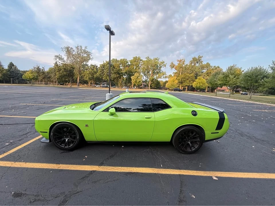 2015 Dodge Challenger SRT8 & 392 3rd Gen - Image 6 of 10