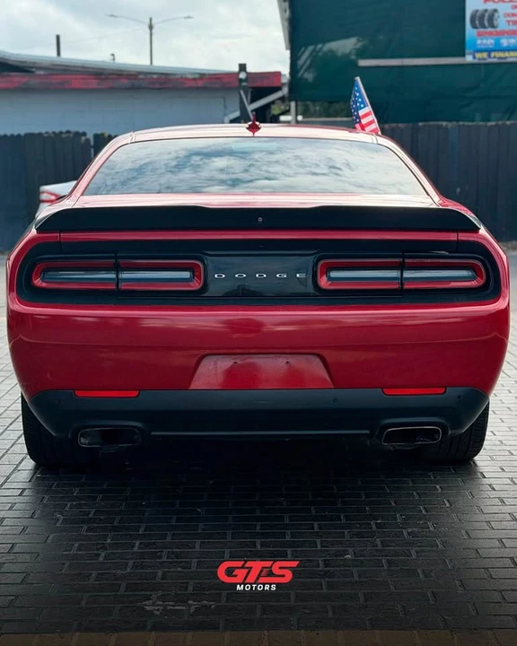 2015 Dodge Challenger SRT8 & 392 3rd Gen - Image 4 of 13