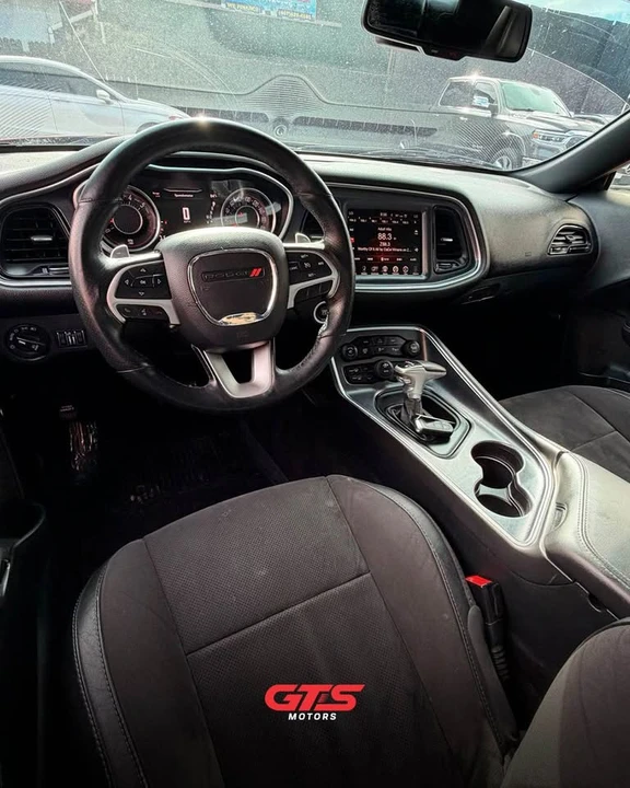 2015 Dodge Challenger SRT8 & 392 3rd Gen - Image 7 of 13