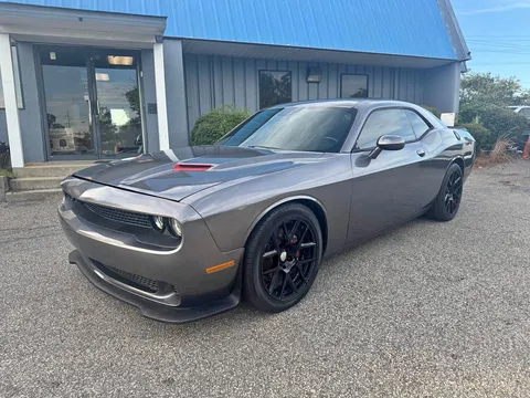 2015 Dodge Challenger R/T Scat Pack Coupe 2D
