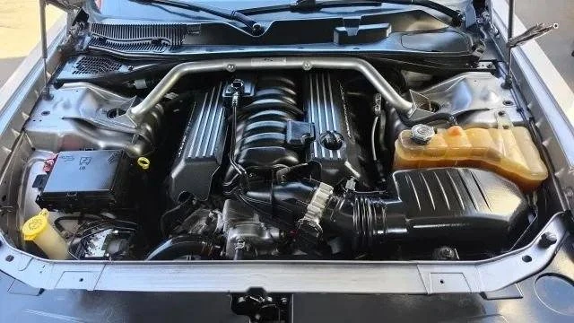 2015 Dodge Challenger SRT8 & 392 3rd Gen - Image 9 of 18