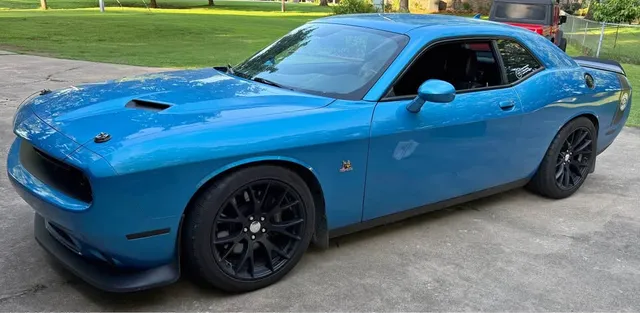 2015 Dodge Challenger R/T Scat Pack Coupe 2D