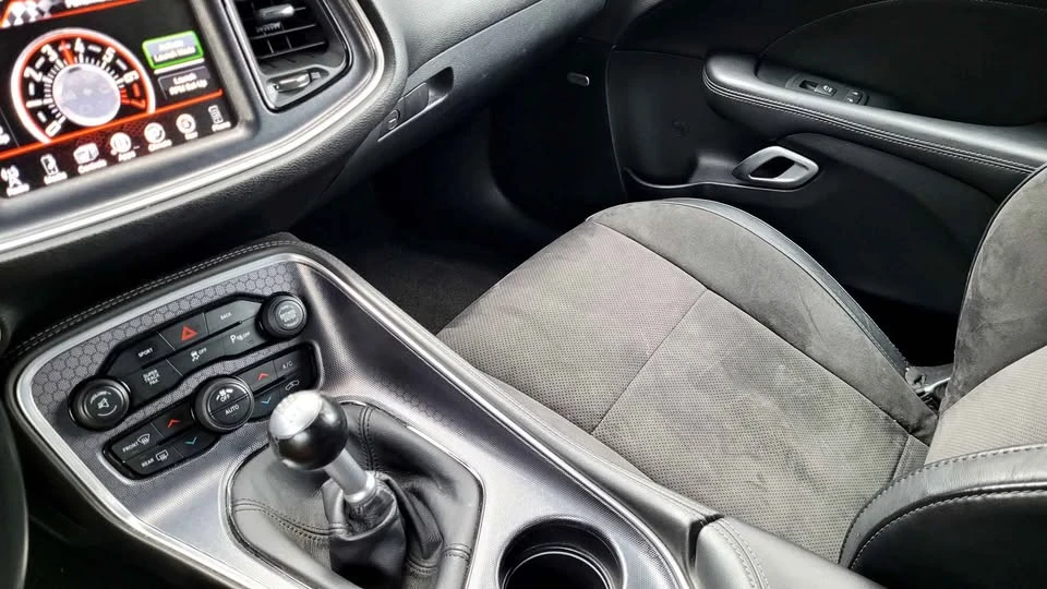 2015 Dodge Challenger SRT8 & 392 3rd Gen - Image 8 of 8