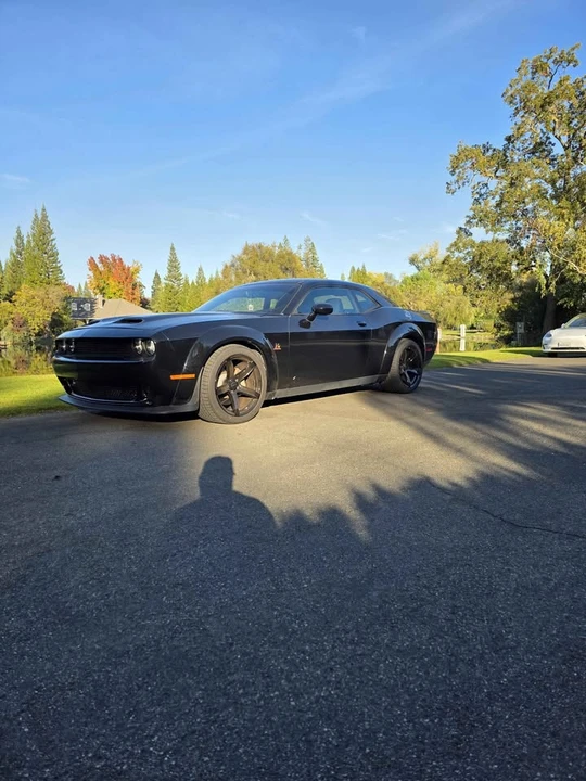 2015 Dodge Challenger SRT8 & 392 3rd Gen - Image 2 of 6