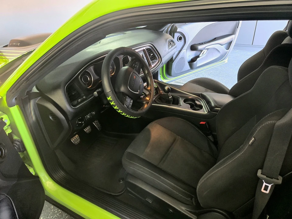 2015 Dodge Challenger 3rd Gen - Image 11 of 20