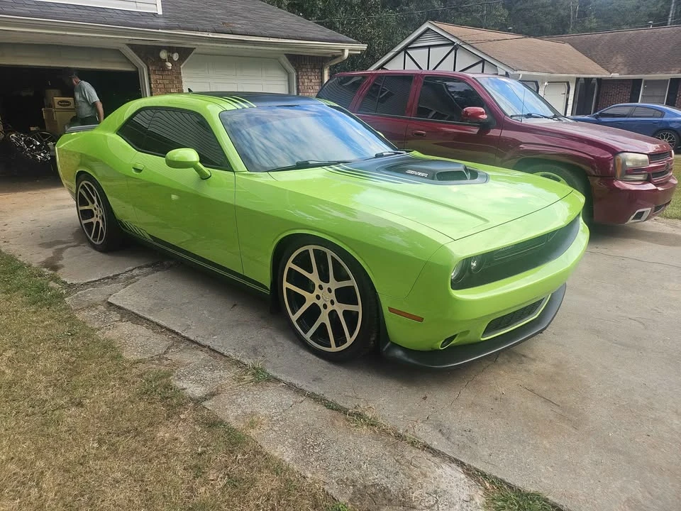 2015 Dodge Challenger SRT Hellcat 3rd Gen - Image 2 of 5