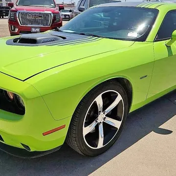 2015 Dodge Challenger R/T Shaker