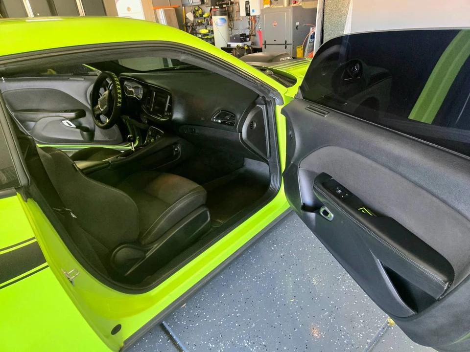 2015 Dodge Challenger 3rd Gen - Image 9 of 19