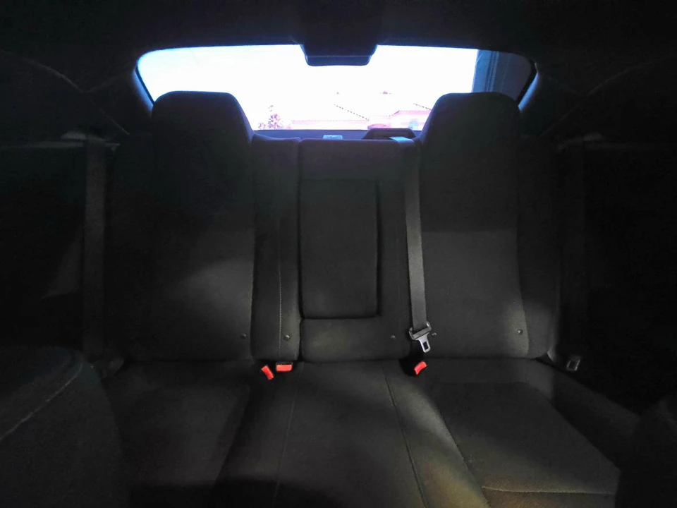 2015 Dodge Challenger 3rd Gen - Image 16 of 19