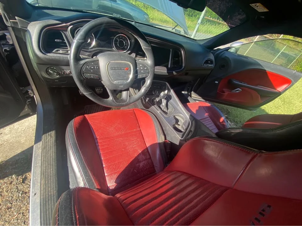 2015 Dodge Challenger 3rd Gen - Image 9 of 10