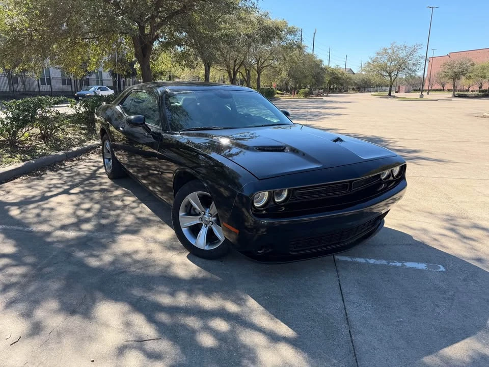 2015 Dodge Challenger 3rd Gen - Image 2 of 11